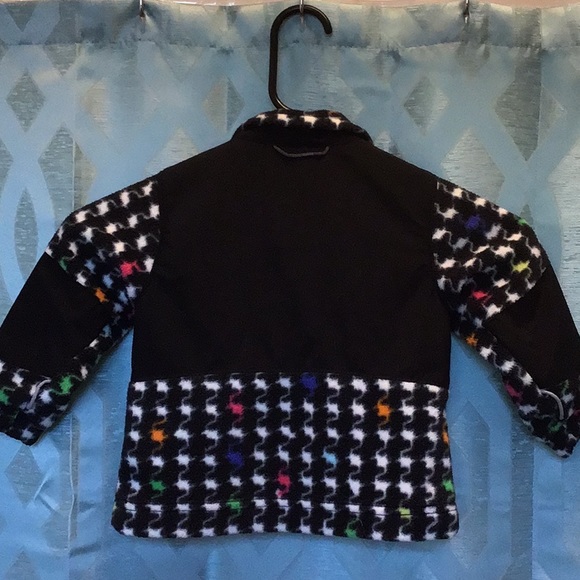 Columbia girls size toddler 2T zip up jacket, nice - Picture 4 of 5